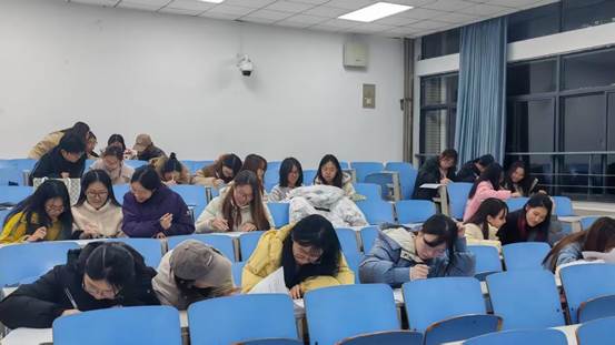 DDC23100DF211F1E2453ECCEEEE95560